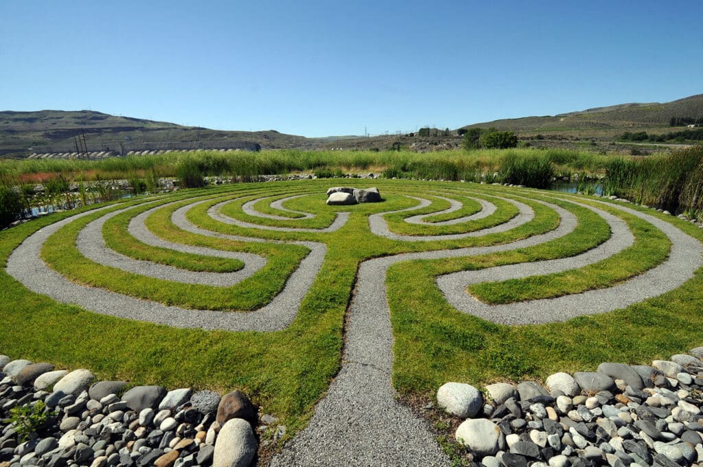 Labyrinth path